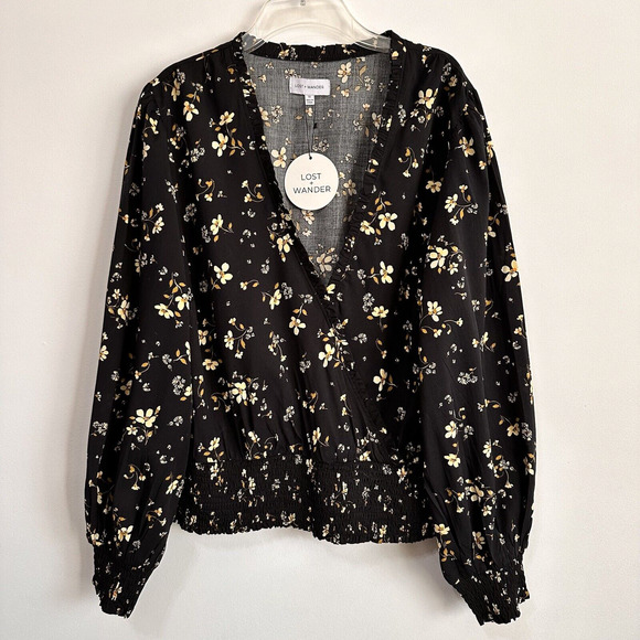 Lost + Wander Champagne Daisy Floral Long Sleeve Wrap Top 1X Black Smocked NEW - Picture 1 of 11
